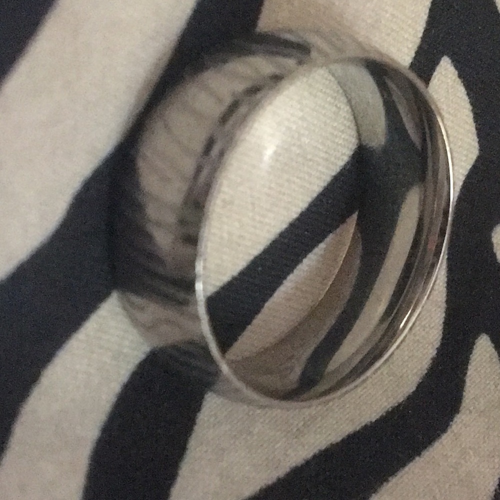 Zebra print thick band ring